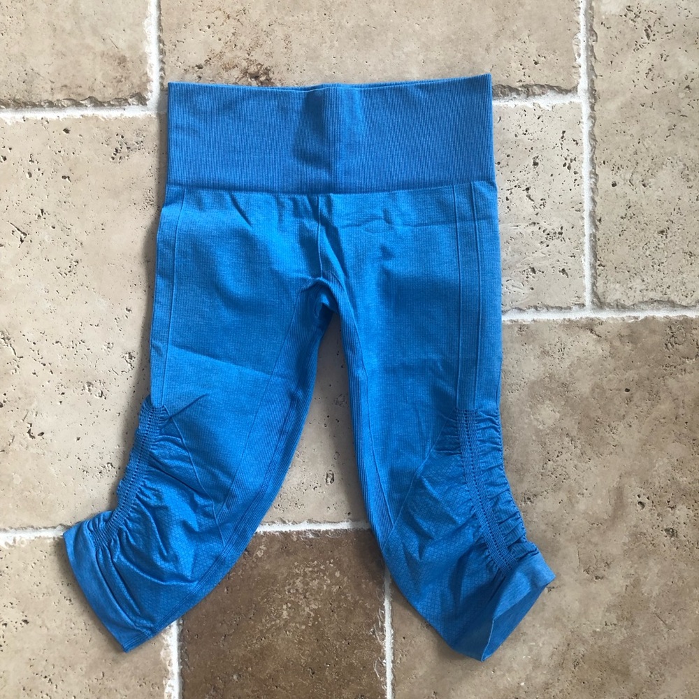 Lululemon In The Flow Tights Size 4